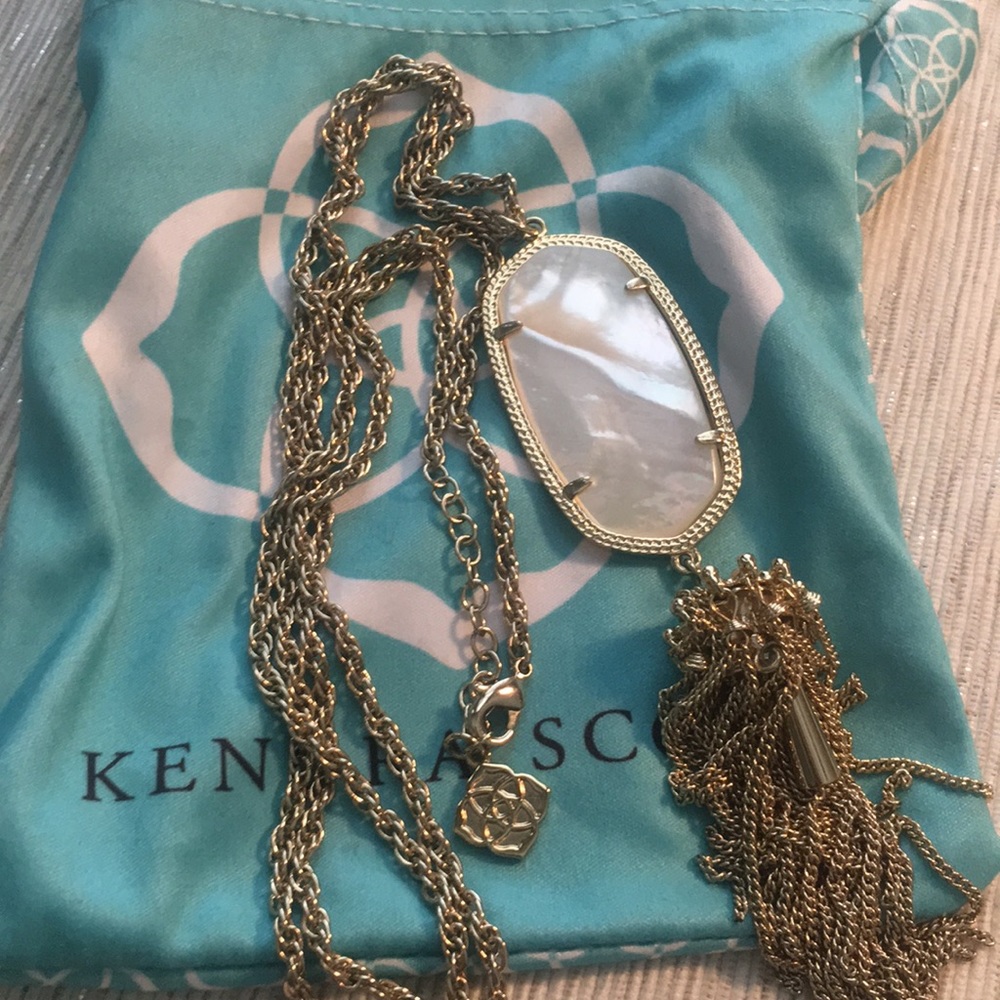 Kendra Scott Rayne Necklace in White MOP